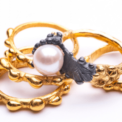 Gold Jewellery with Pearl by Bea Jareno. An exhibitor at Craftworks.